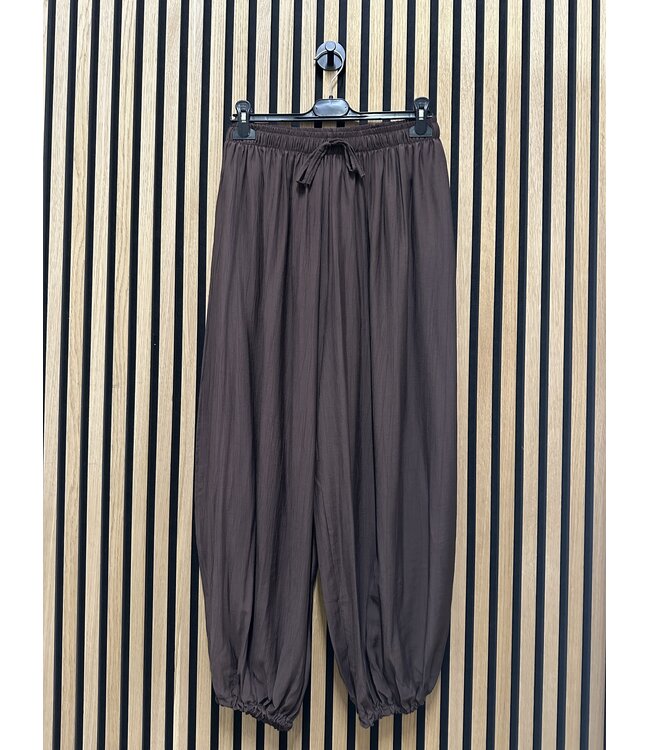 Musthave Set balon pants onesize div.kl.