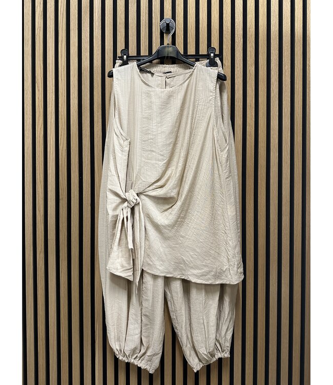 Musthave Set balon pants onesize div.kl.