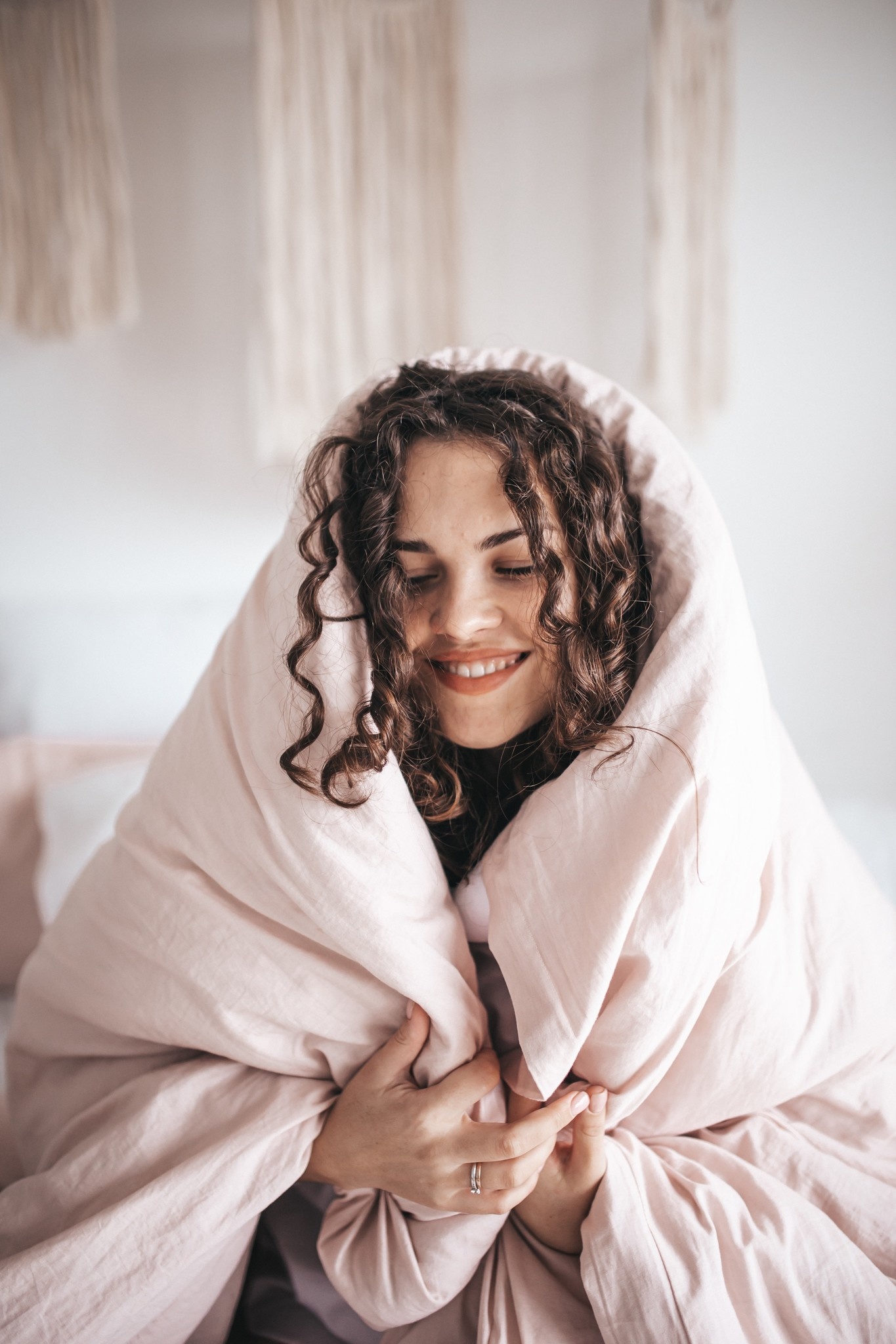 Wakker worden met een glow: nachtmaskers vs. nachtcrèmes