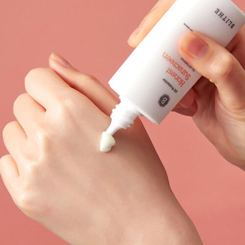 Blithe UV Protector Honest Sunscreen for pH balance & mild protection SPF50+ PA++++
