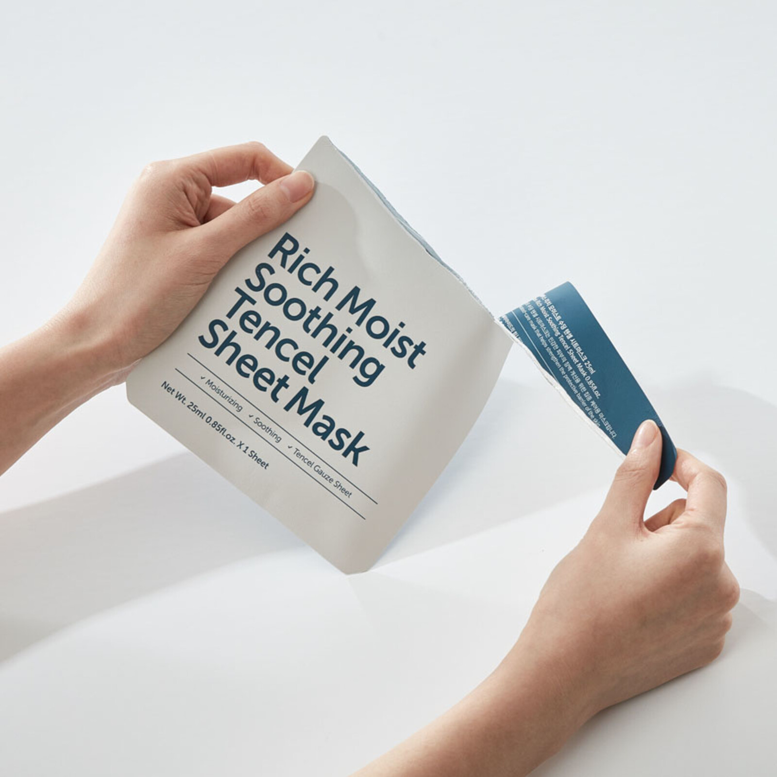 Klairs Rich Moist Soothing Tencel Sheet Mask