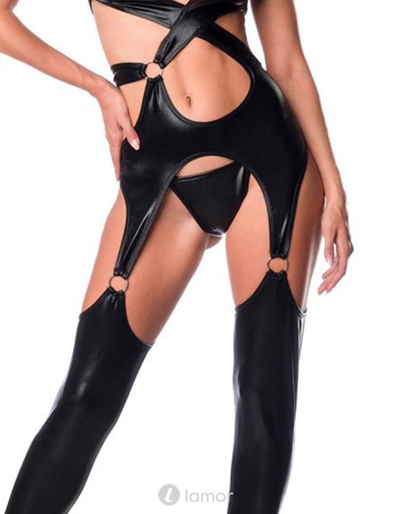 * SARESIA Sexy zwarte wetlook  verwerkte jumpsuit  met royale uitsparingen en ringen van het merk Saresia