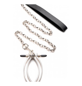 XR Brands Pussy Tugger - Verstelbare Pussy Clamp met Riem