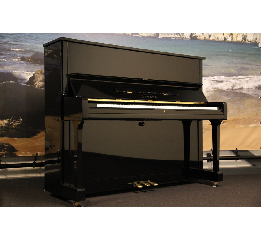 Yamaha U1H Piano Zwart Hoogglans