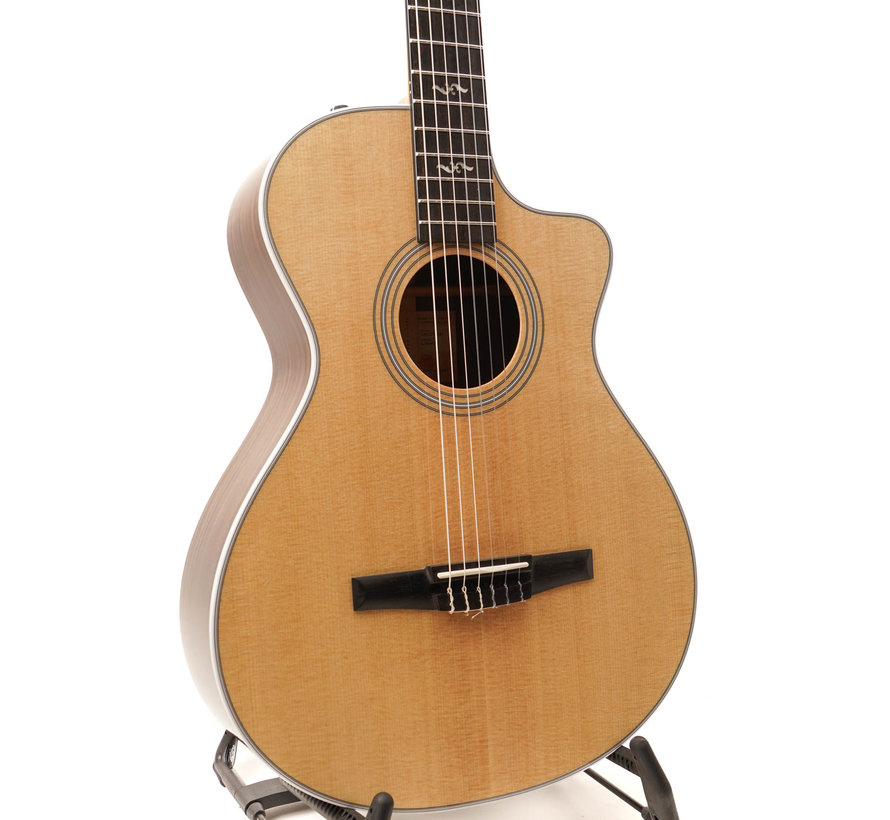 Taylor 412ce-NR Nylon String