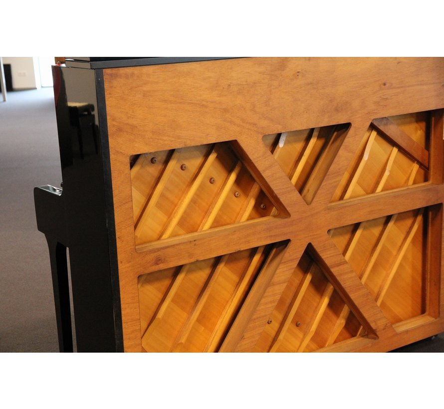 Yamaha UX1 Piano Zwart Hoogglans