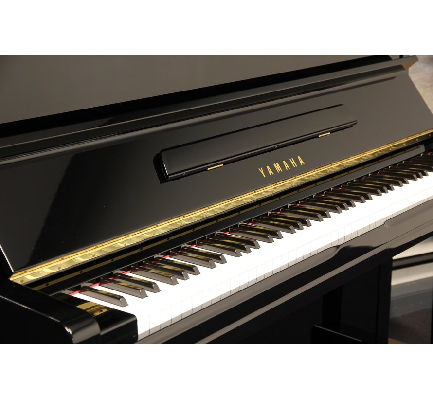 Yamaha U300SX Silent Piano Zwart Hoogglans