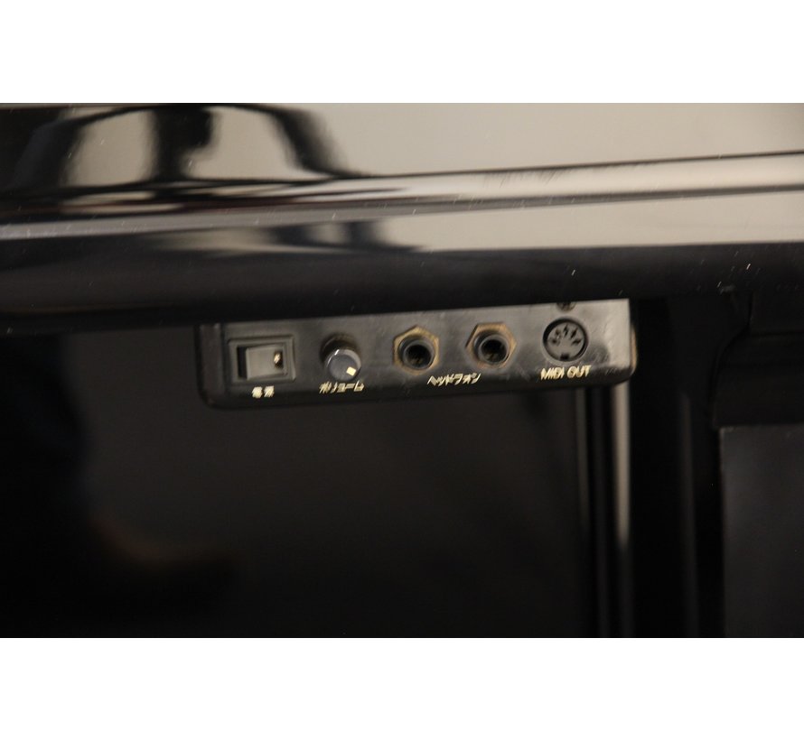 Yamaha U300SX Silent Piano Zwart Hoogglans