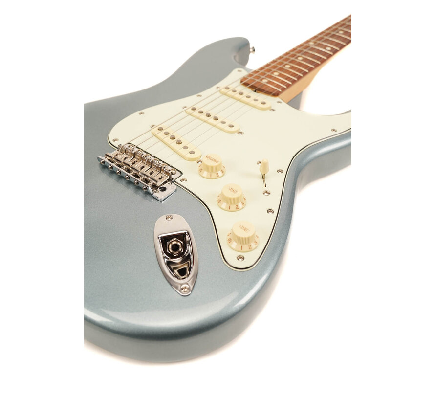 Fender Vintera '60s Stratocaster | Ice Blue Metallic | Tweedehands