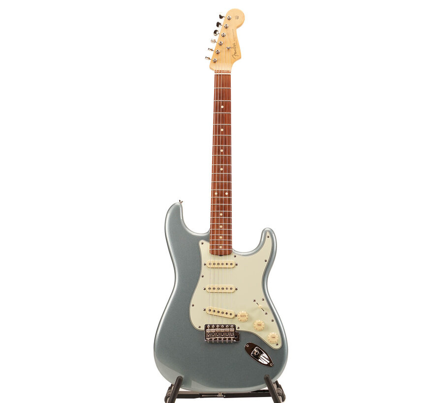 Fender Vintera '60s Stratocaster | Ice Blue Metallic | Tweedehands