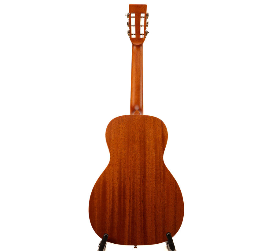 Richwood P-50 Parlor model gitaar