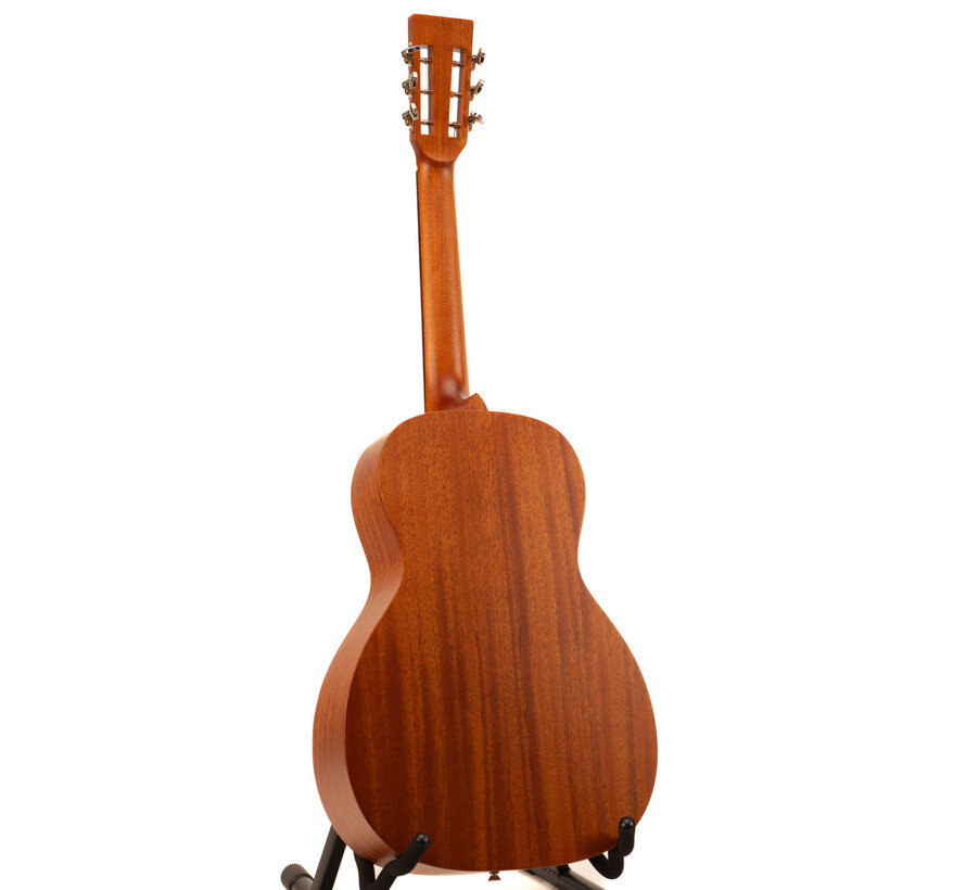 Richwood P-50 Parlor model gitaar