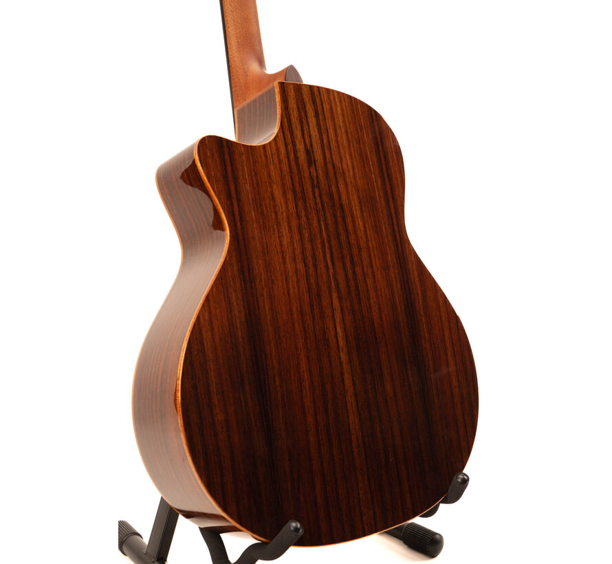 Richwood SWG-150-CE Master Series semi akoestische gitaar