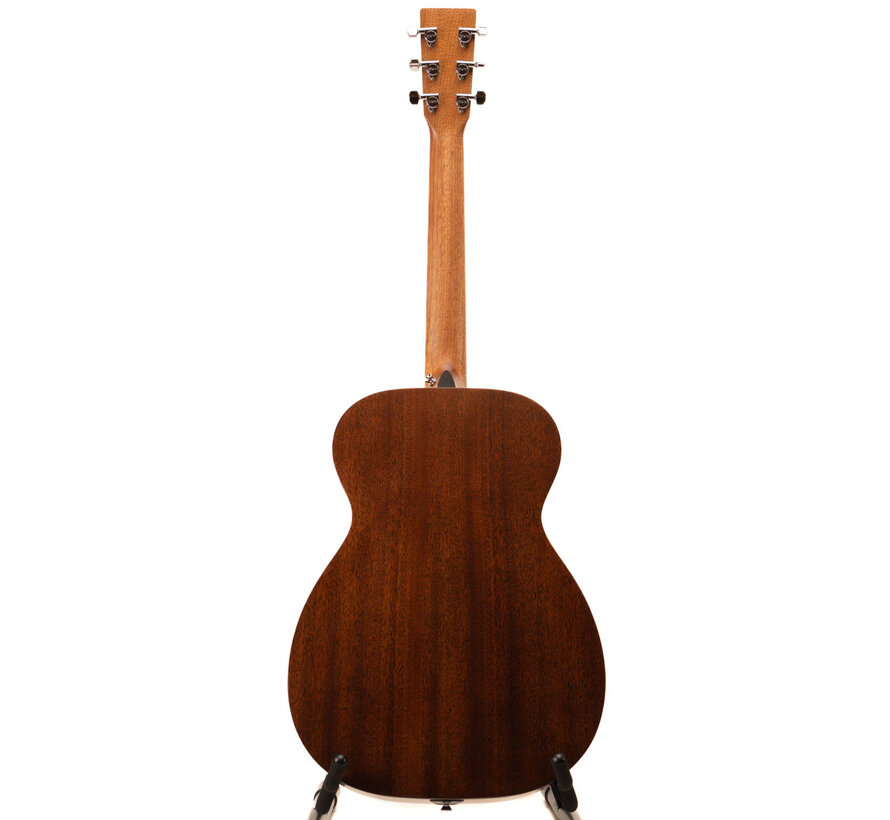 Martin 00-10E | Spruce top | Satin