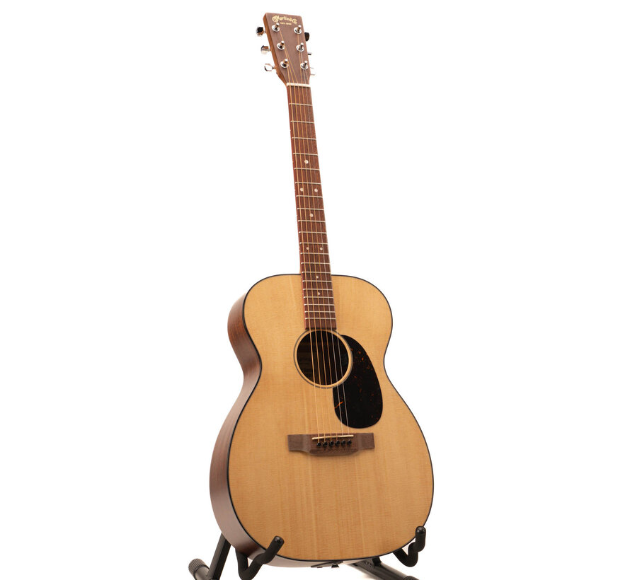 Martin 00-10E | Spruce top | Satin