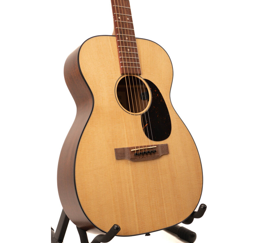 Martin 00-10E | Spruce top | Satin