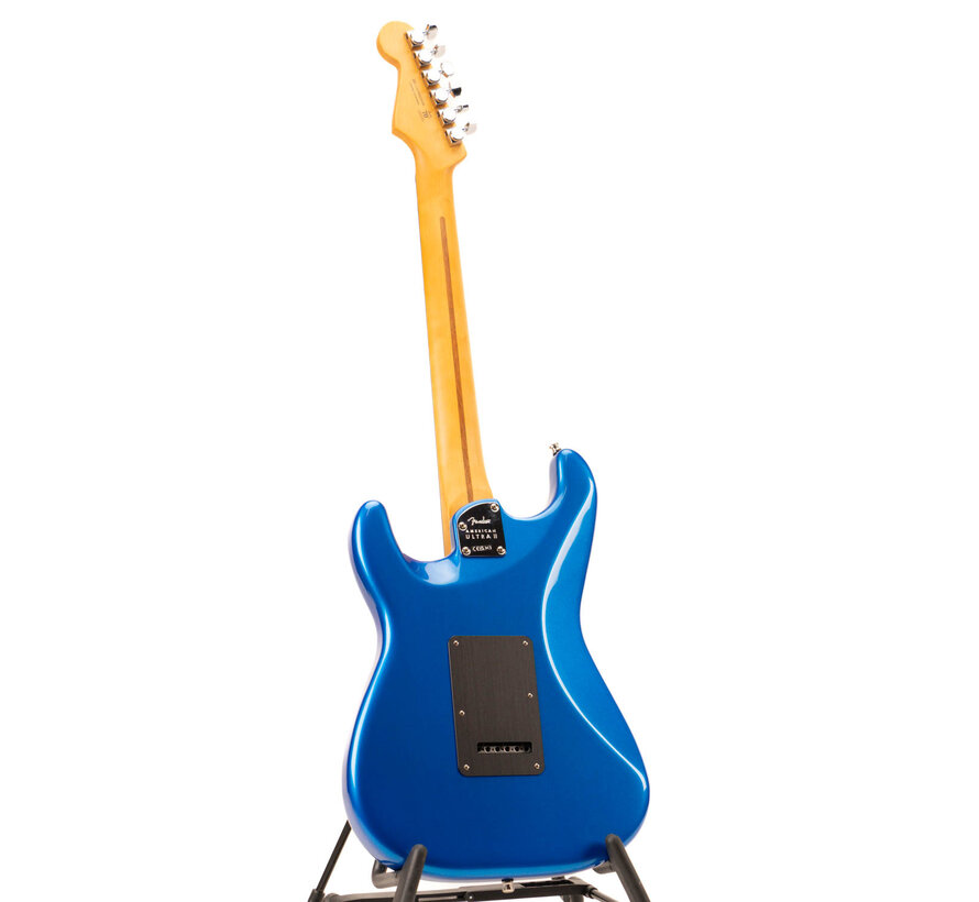 Fender American Ultra II Stratocaster | Noble Blue