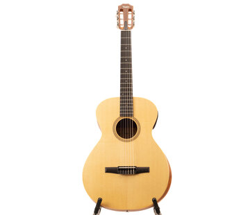 Taylor Taylor Academy 12e-N | Linkshandig