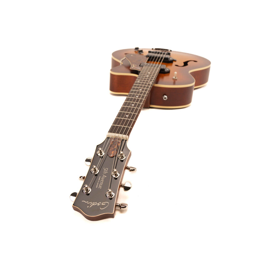 Godin 5th Avenue CW Kingpin II P90 | Cognac Burst