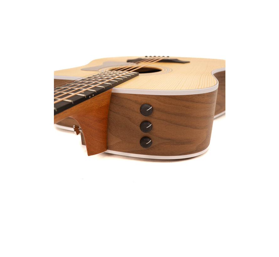 Taylor 210ce