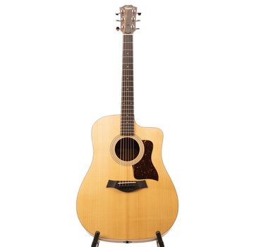 Taylor Taylor 210ce