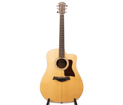Taylor Taylor 210ce