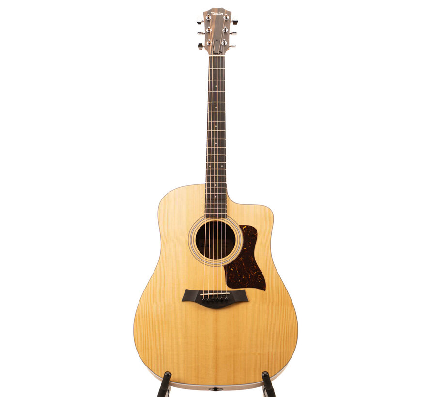 Taylor 210ce