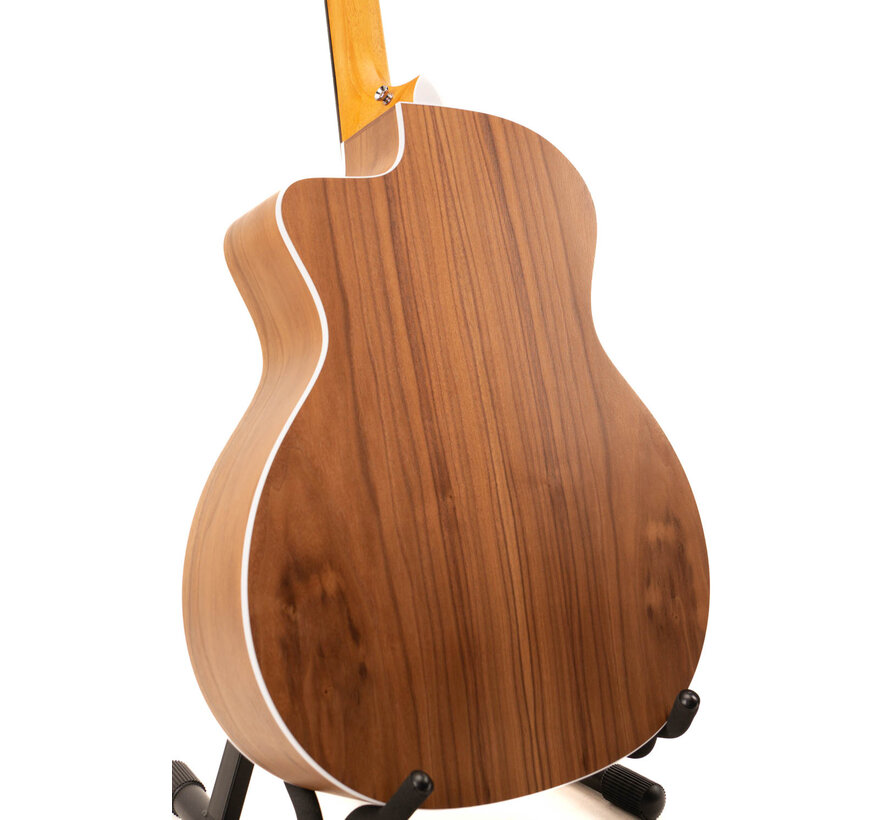 Taylor 214ce