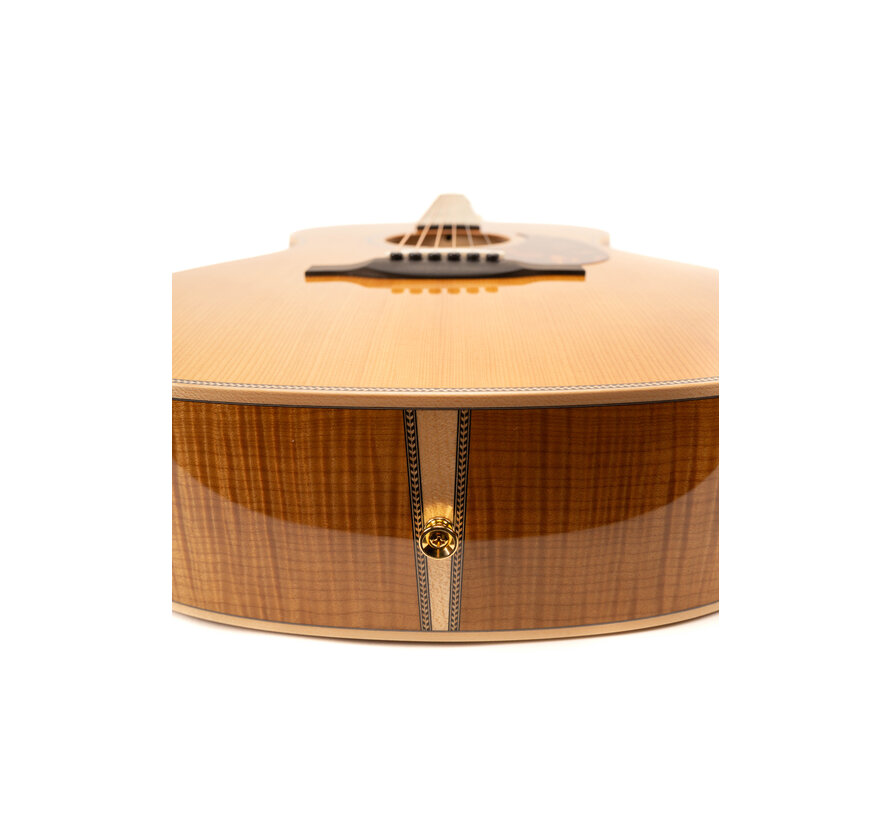 Boucher GR-SG-161T | OM Model