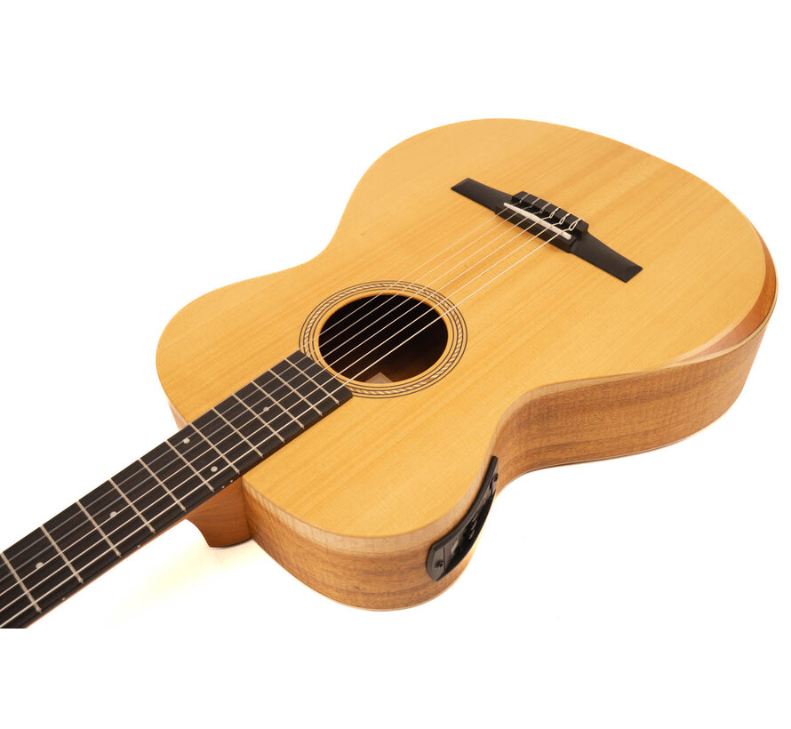 Taylor Academy 12e-N LTD Nylonstring Figured Hawaiian Koa
