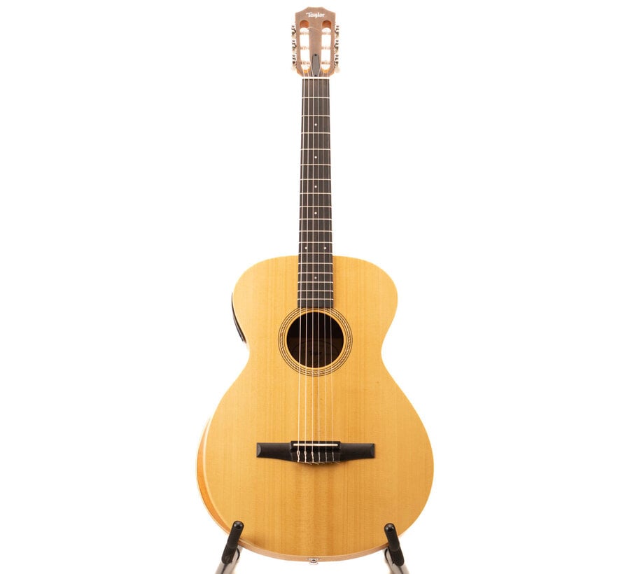 Taylor Academy 12e-N LTD Nylonstring Figured Hawaiian Koa