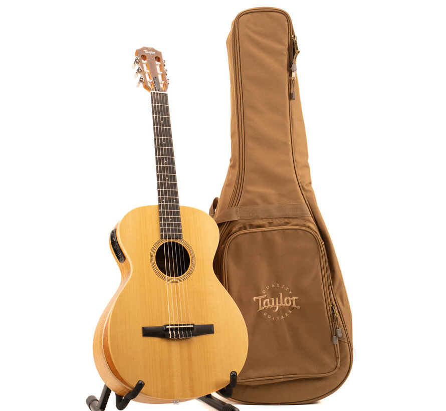 Taylor Academy 12e-N LTD Nylonstring Figured Hawaiian Koa
