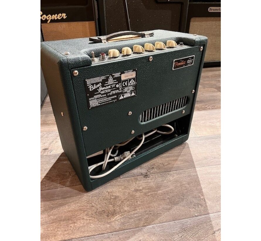 Fender Blues Junior IV LTD | Elektrische gitaarversterker | British Racing Green | Tweedehands