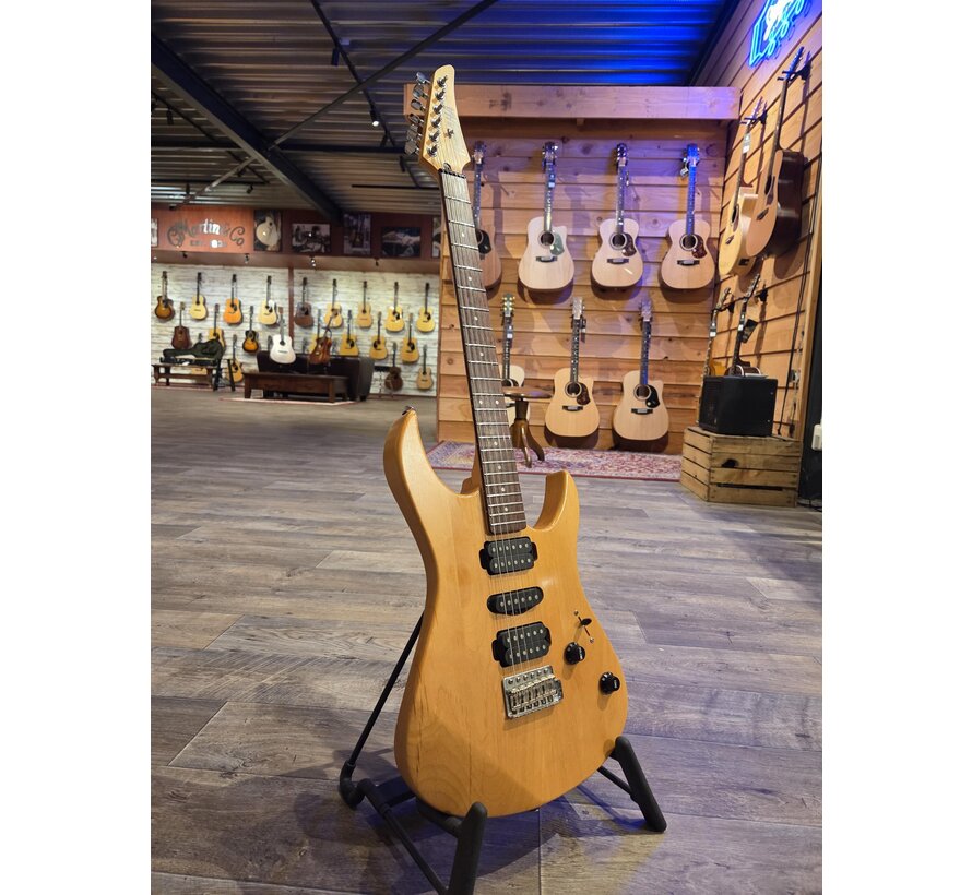 Yamaha RGX-121D | Tweedehands