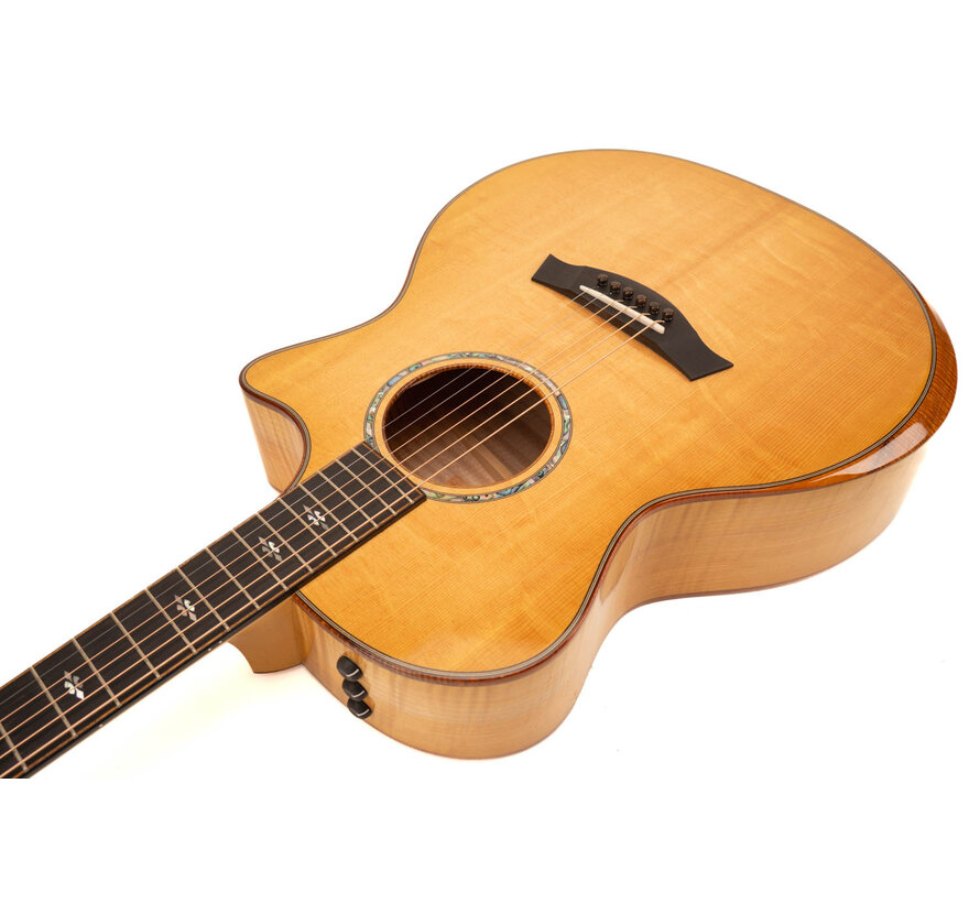 Taylor Custom GA Maple | Bearclaw Top | Tweedehands