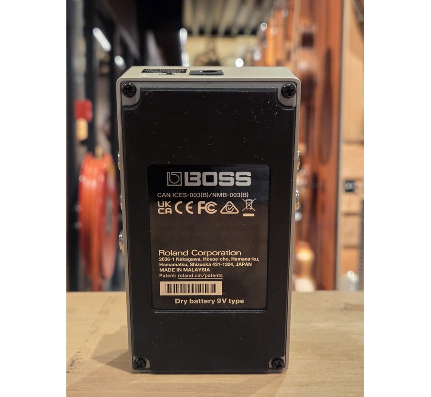 Boss DD-8 Digital Delay gitaar effectpedaal | Demo