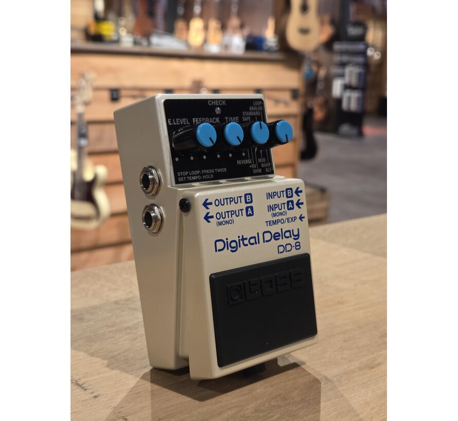 Boss DD-8 Digital Delay gitaar effectpedaal | Demo
