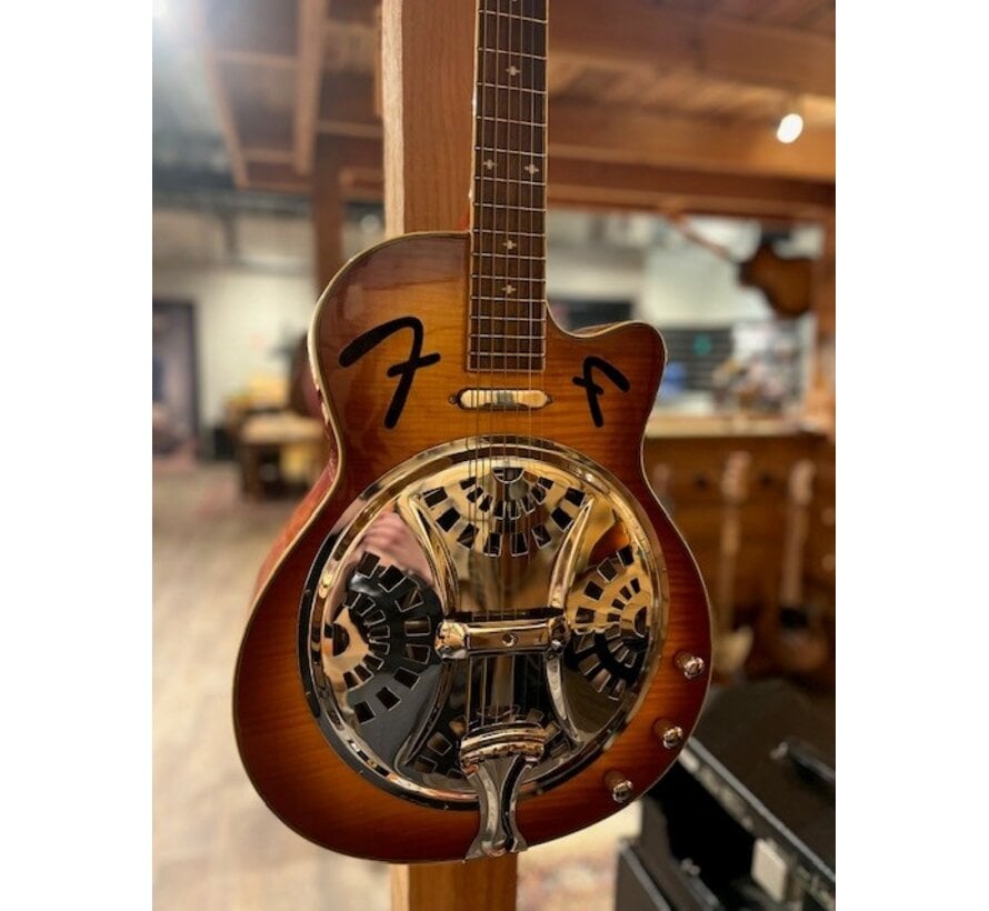 Fender FR-50CE- Resonator | Tweedehands