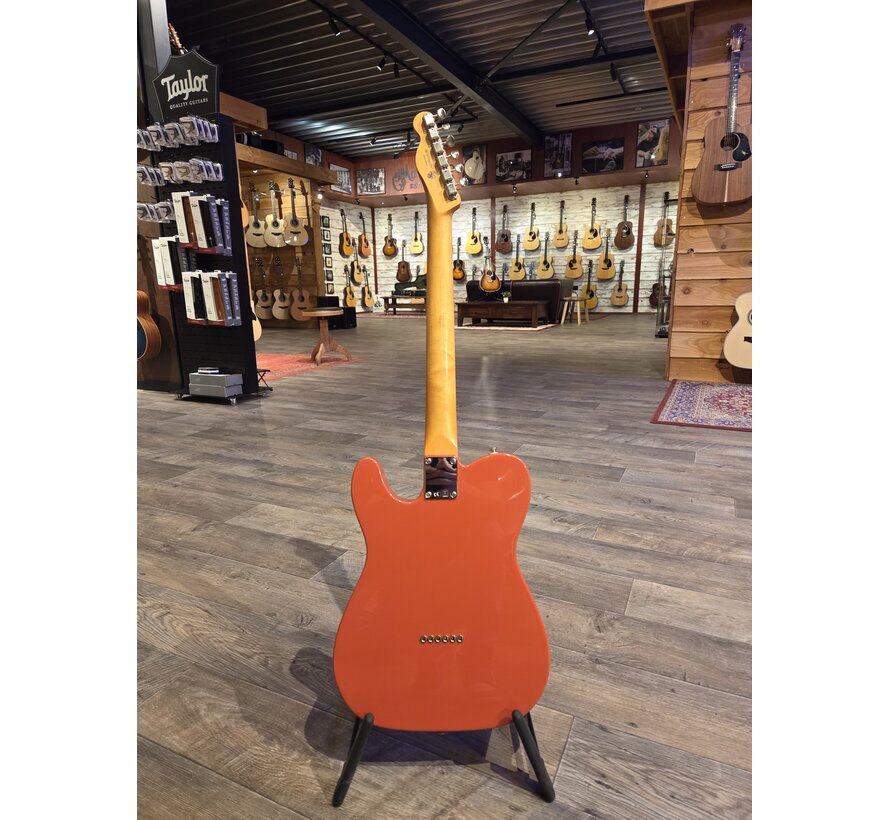 Fender Noventa Telecaster | Fiesta Red | Tweedehands