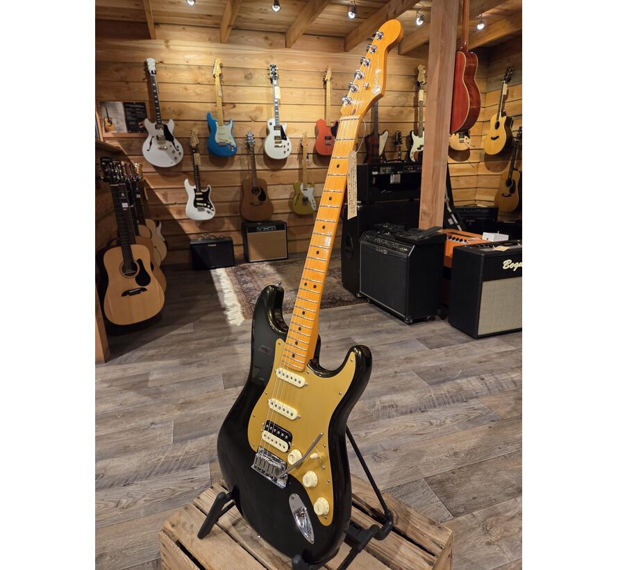 Fender American Ultra Stratocaster  | HSS | Tweedehands