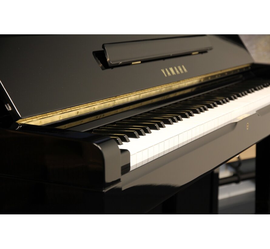 Yamaha UX3 akoestische piano | Bouwjaar 1986