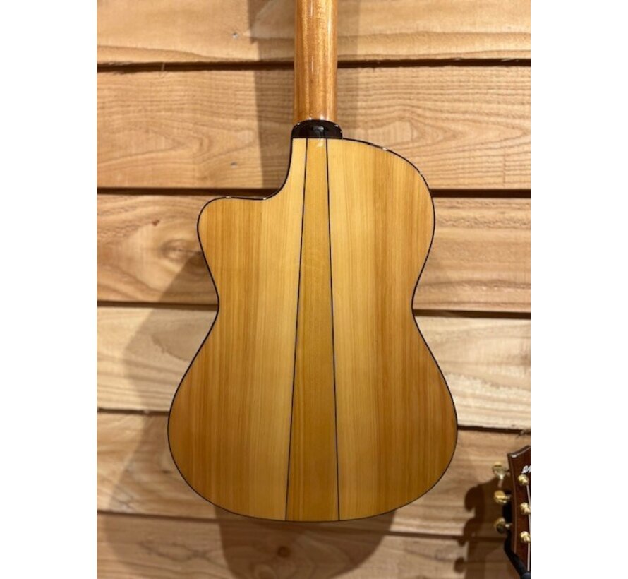 Bautista 21 Crossover Sruce | Classical guitar