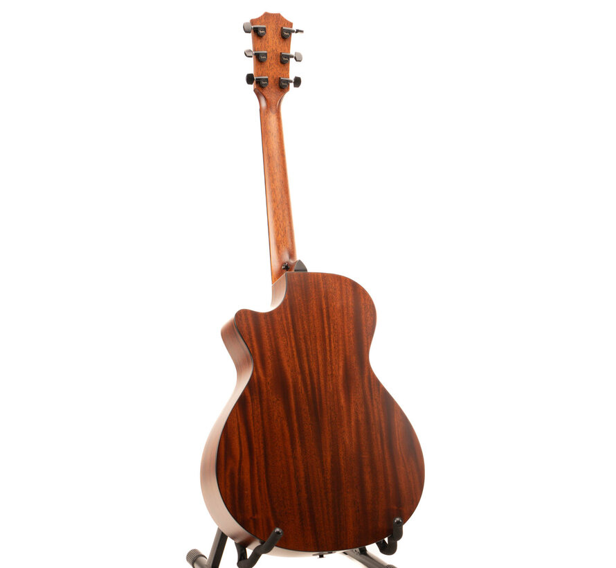Taylor 322ce