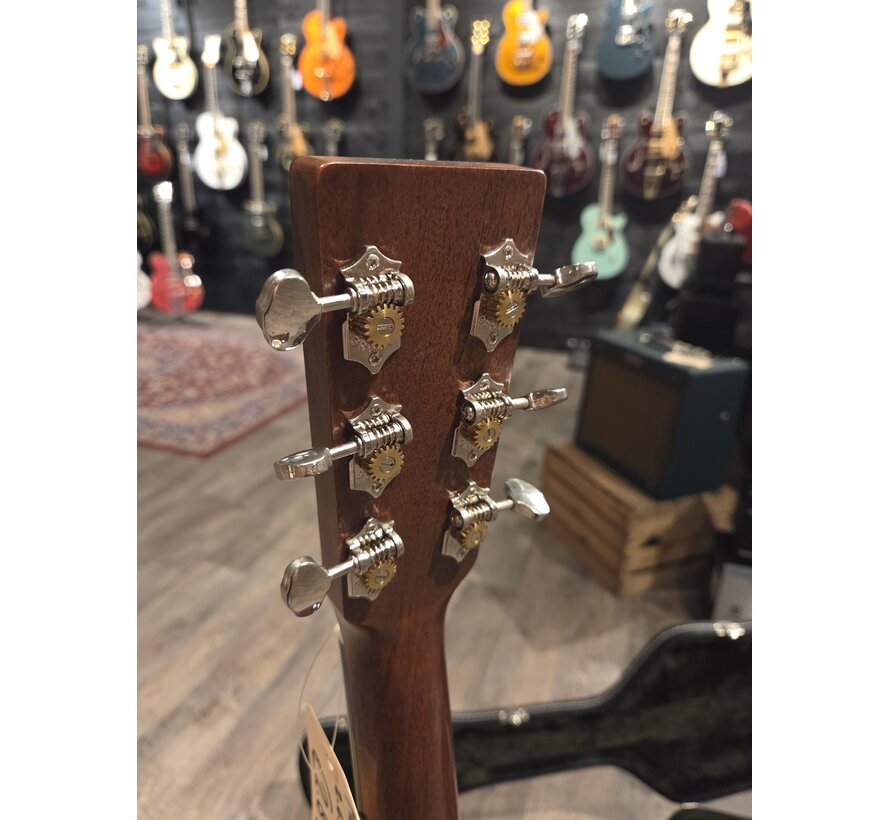 Martin D-18 | Re Imagined | Tweedehands