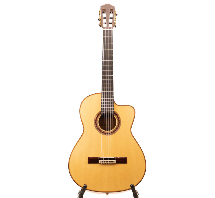 Bautista Iranzo | 21 Crossover Sruce | Classical guitar