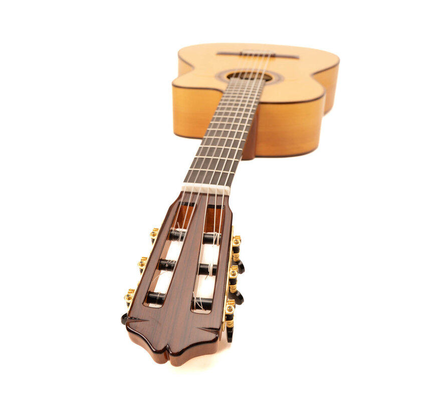 Bautista Iranzo | 21 Crossover Sruce | Classical guitar