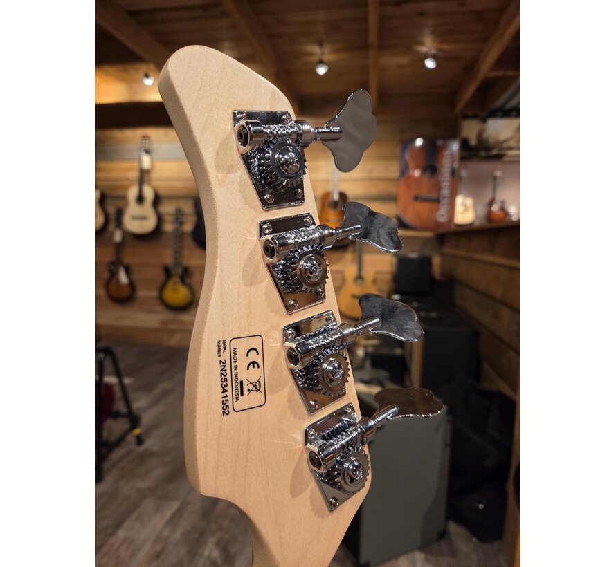 Sire Basses | V7+ A4F Antique White  V7 2nd Gen Series Marcus Miller basgitaar | Tweedehands