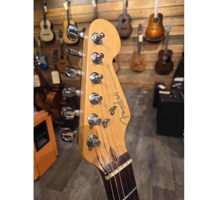 Fender U.S.A Standard Stratocaster (1996) | Tweedehands | 2- Colour Sunburst