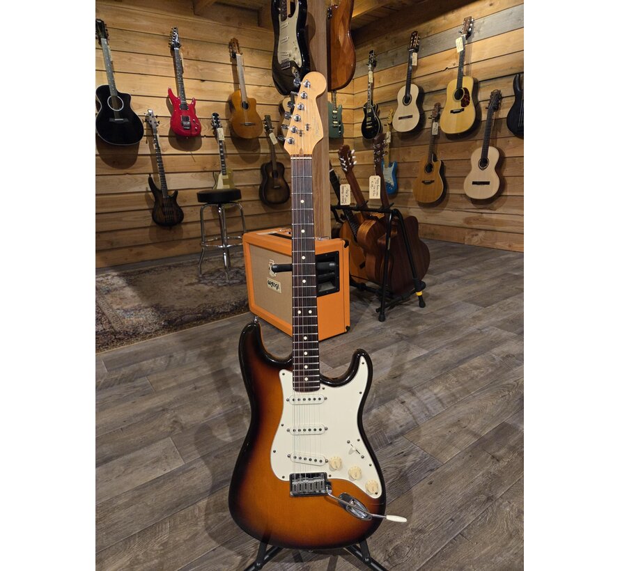 Fender U.S.A Standard Stratocaster (1996) | Tweedehands | 2- Colour Sunburst