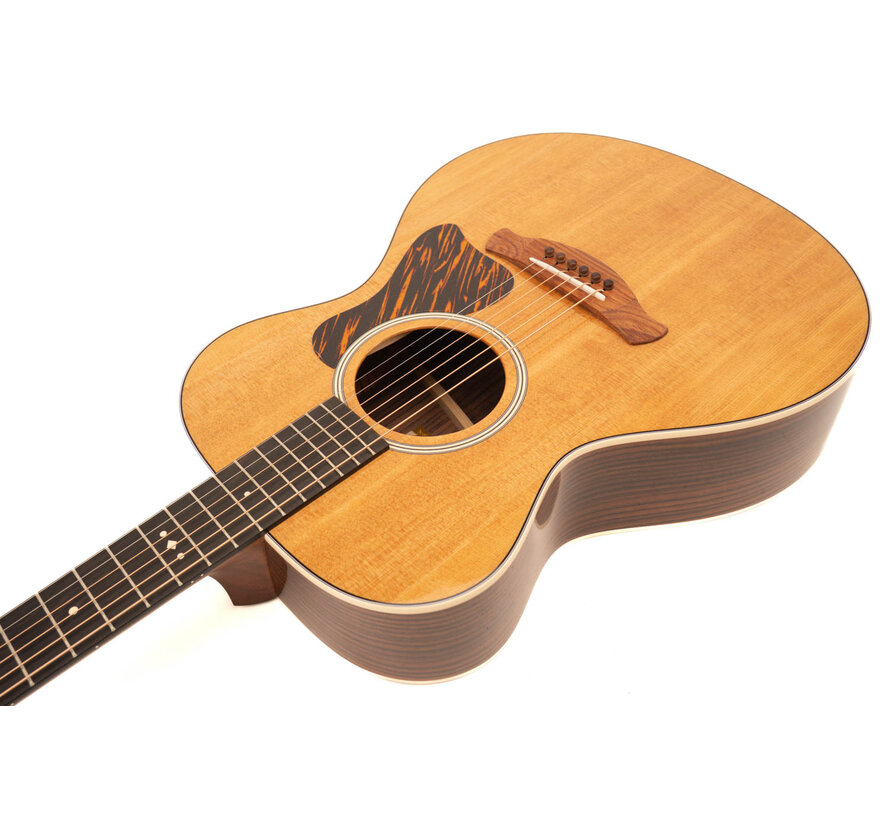Taylor Gold Label 712e